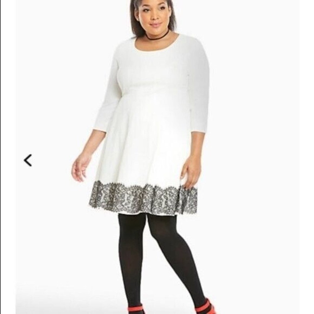 NWT Torrid Ivory Black Lace 3/4‎ Sleeve Rockabilly Skater Dress Womans Size 5x